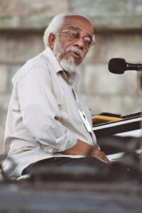 Color photo of Barry Harris.